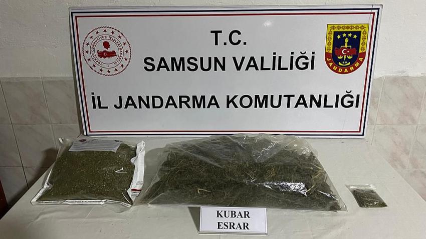 Bafra'da jandarma uygulamada uyuşturucu ele geçirildi 