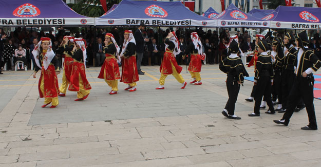 Bafra'da 23 Nisan coşkusu 