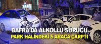 Bafra'da alkollü sürücü park halindeki 5 araca çarptı