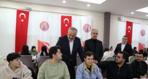Bafra’da üniversitelilere özel iftar sofrası