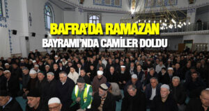 Bafra’da Bayram Sabahı Camiler Doldu Taştı