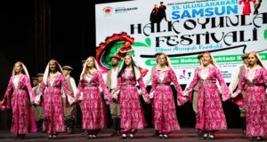 Uluslararası Samsun Halk Oyunları Festivali Başlıyor