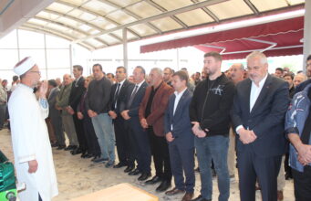 Aziz Kılıç Son Yolculuğuna Dualarla Uğurlandı