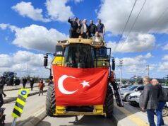 BAFRA`LI ÇİFTÇİ 600 TRAKTÖR YOLLARA ÇIKTI