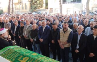 Bafra’nın Sevilen Eczacısı Ünal Ataseven Son Yolculuğuna Uğurlandı
